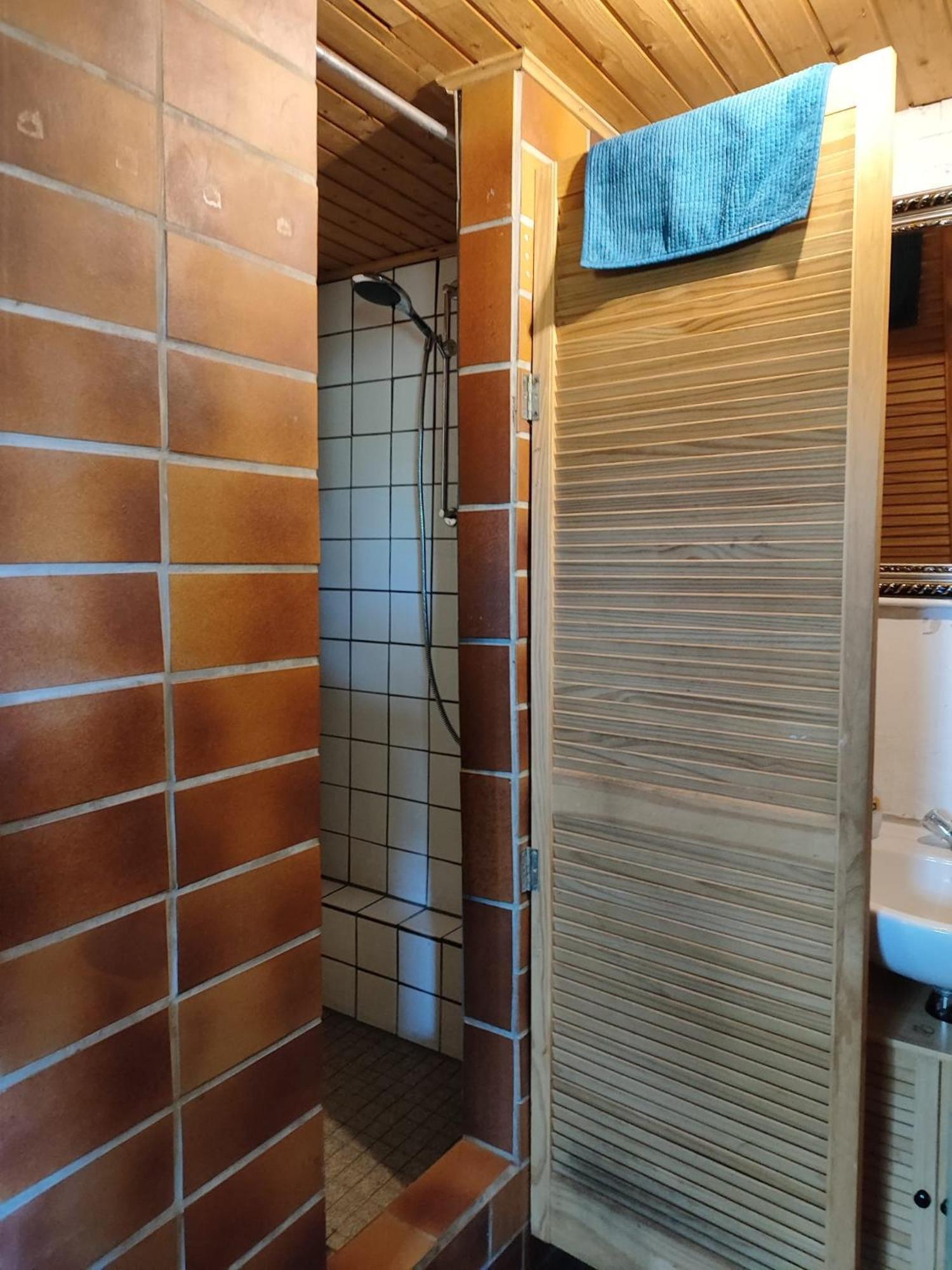 Schaeferwagen Rotkelchen Hotel Ratingen Ngoại thất bức ảnh